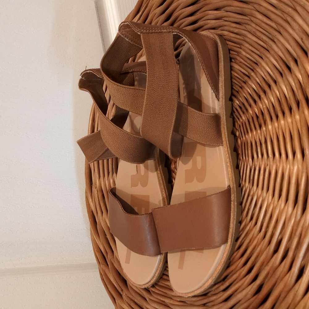 Sorel Ella Tan Leather Strapply Flats Womens 6 - Picture 3 of 7